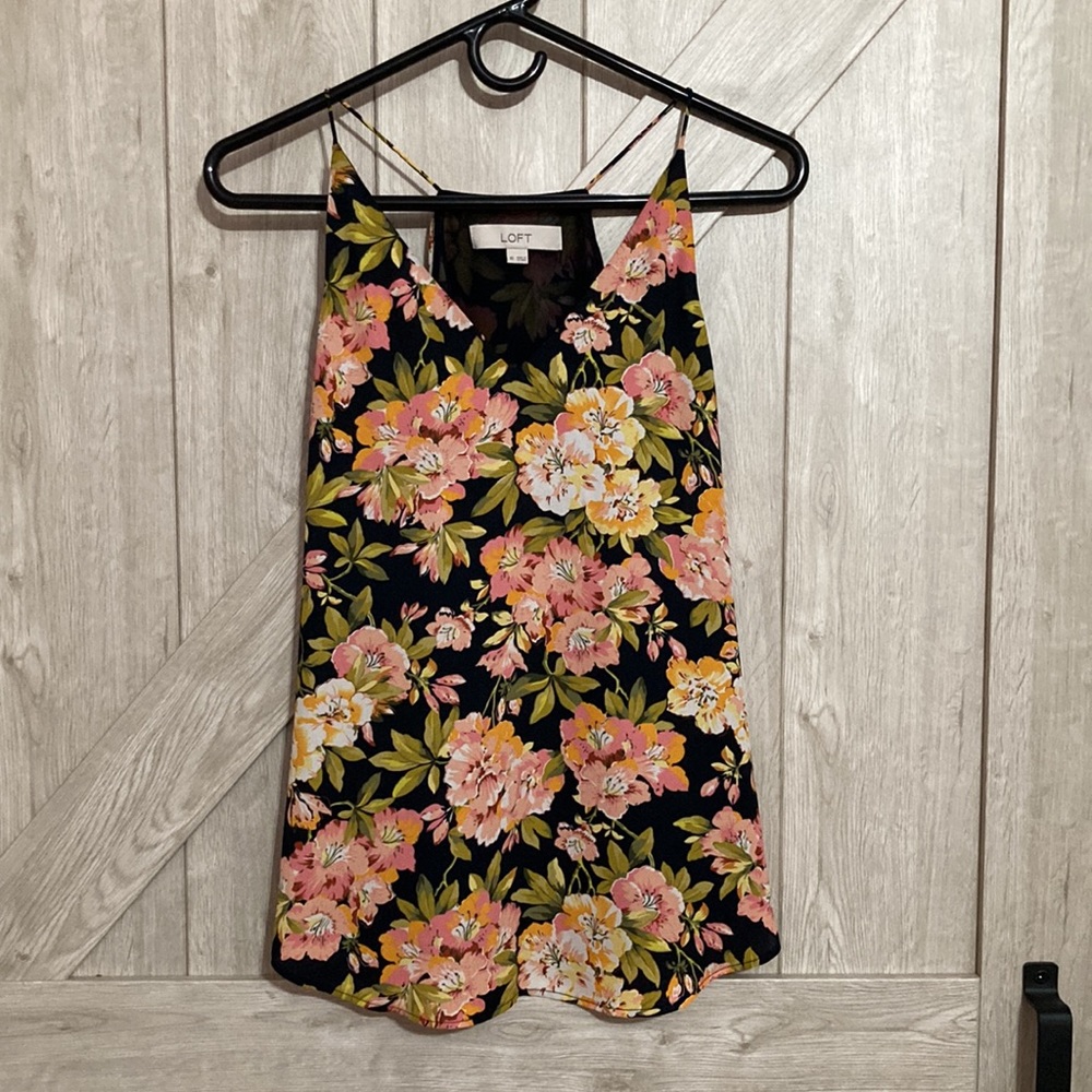 LOFT women’s bright floral cami. Women’s size XS